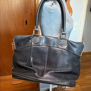 Louis Vuitton Navy Blue Leather Suhalie Lock It